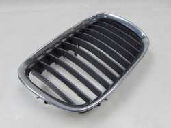 BMW 5 E39 96-00 GRILL ATRAPA NERKA MASKI PRAWA 8159312