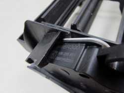 OPEL ASTRA IV J LIFT WLOT KIEROWNICA POWIETRZA ZALUZJA 13368702 6466R300