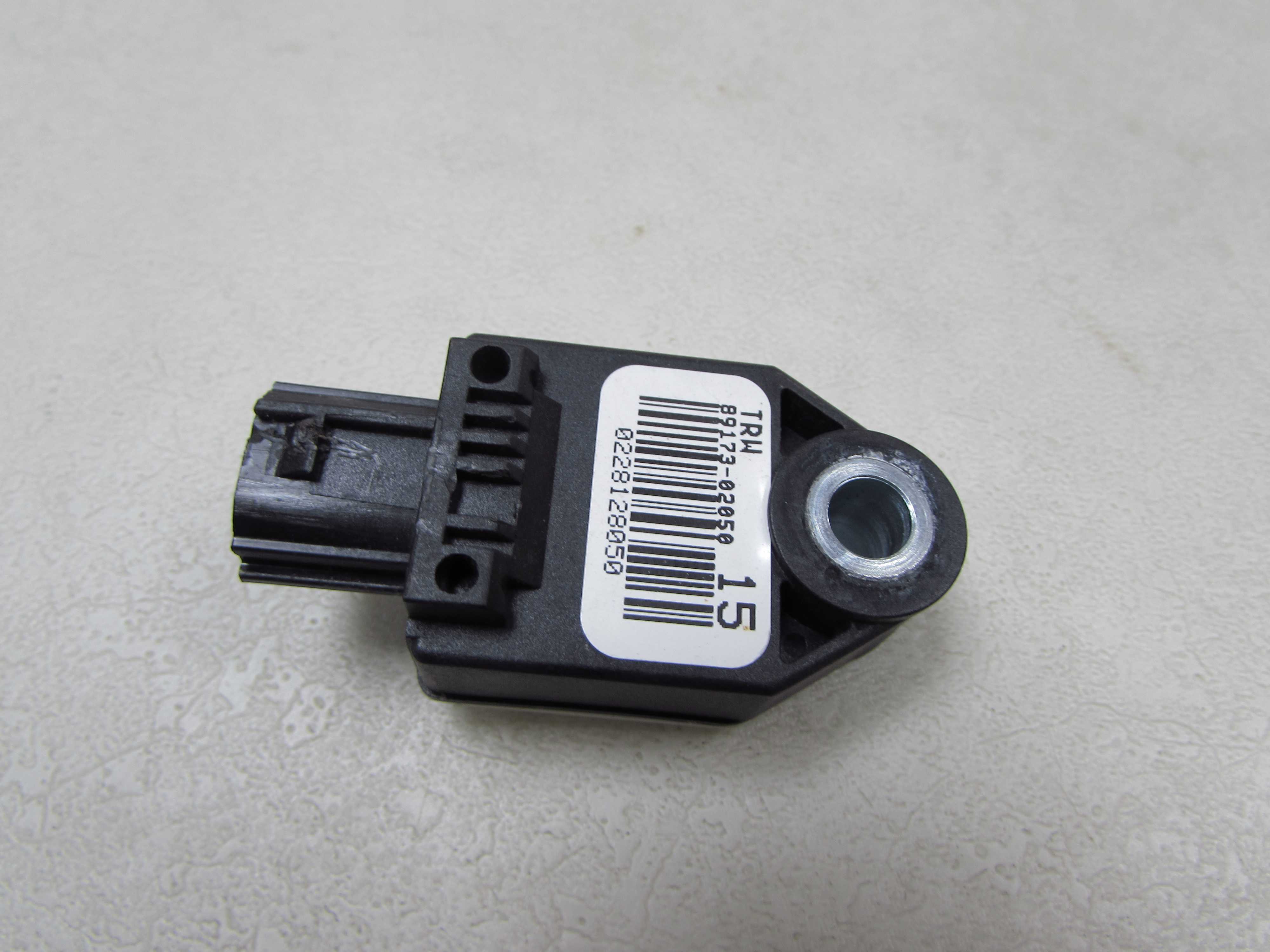 TOYOTA AURIS I E15 06-11 CZUJNIK UDERZENIA UDERZENIOWY 89173-02050