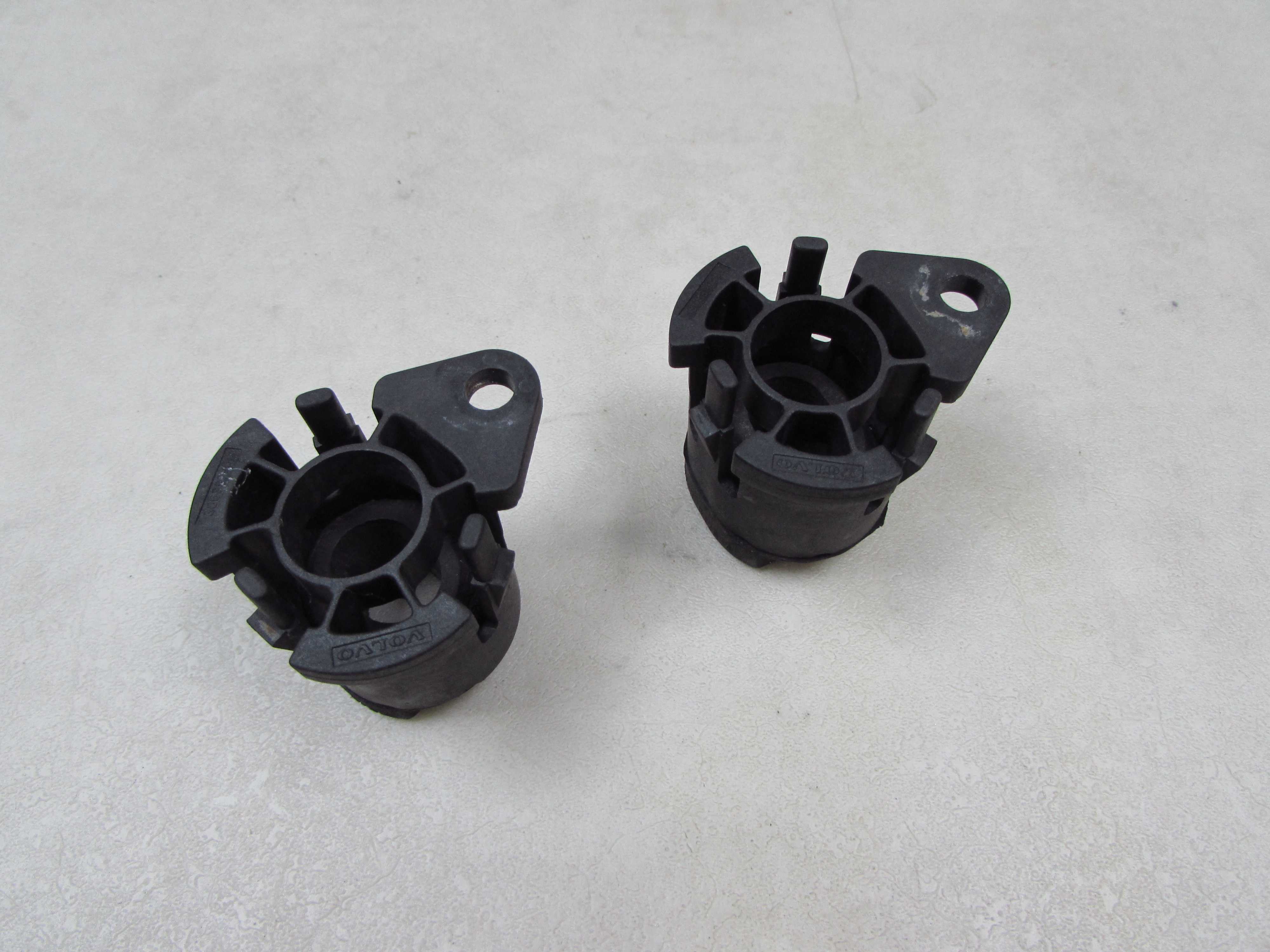 VOLVO S40 V50 C30 C70 04-12 UCHWYT MOCOWANIE CHLODNICY 30639749