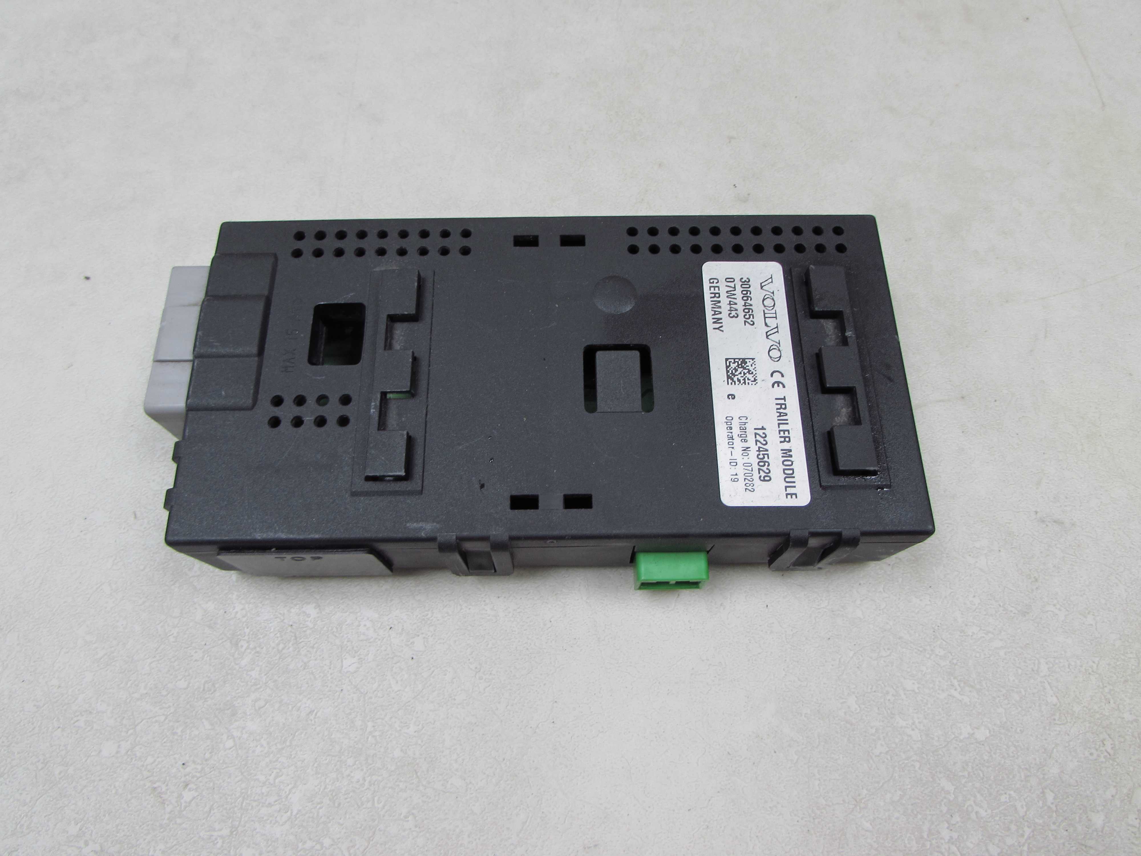 VOLVO S60 V70 XC MODUL HAKA SWIATEL PRZYCZEPY 30664652 12245629 02-14