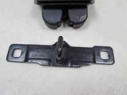 AUDI A3 8P 3D ZAMEK KLAPY BAGAZNIKA TYL 8P3827505 05-12