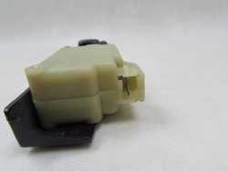 VOLVO S60 V70 XC 90 ZAMEK SILOWNIK KLAPKI PALIWA 30612856 02-14