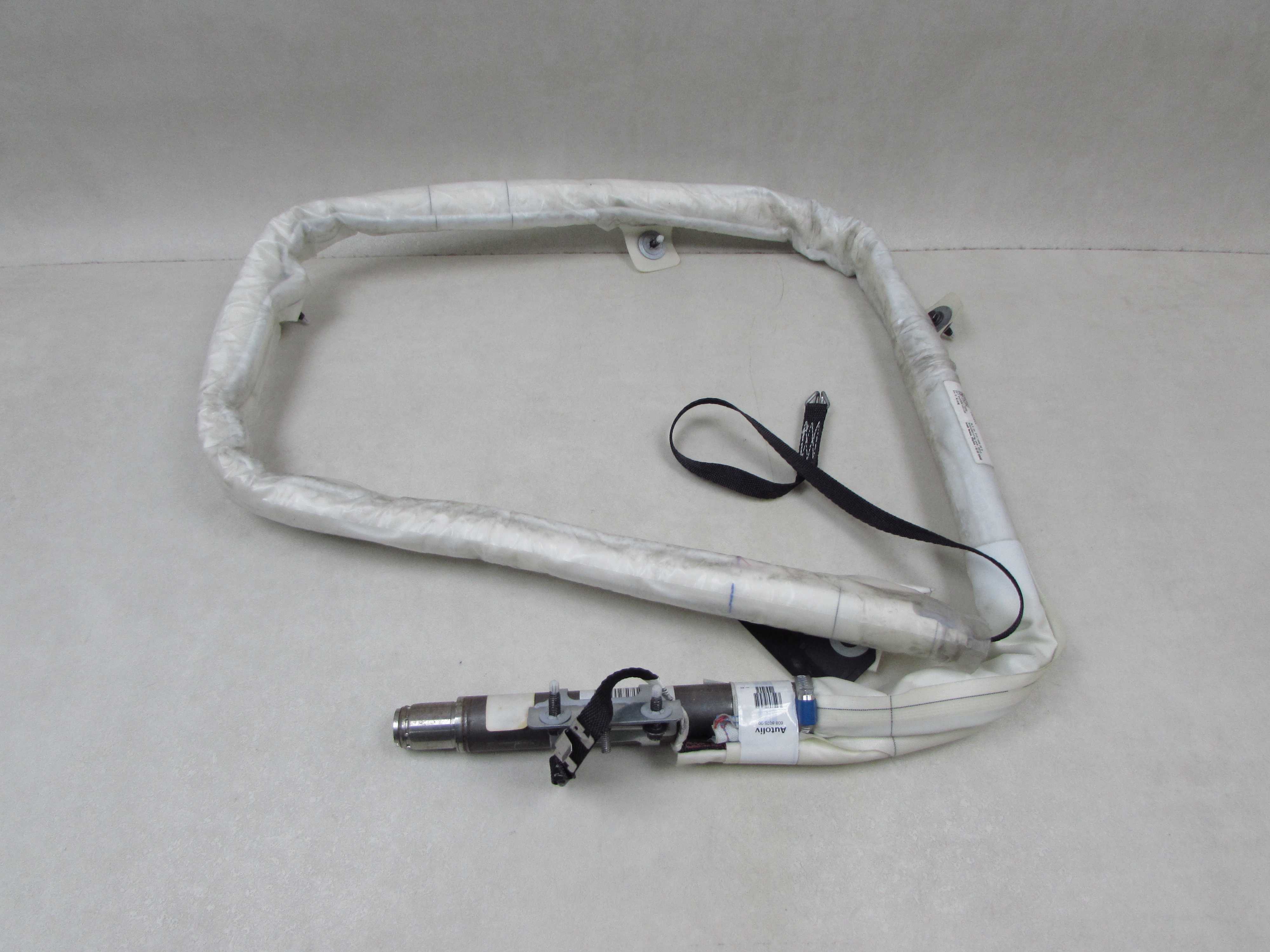 VOLVO C30 06-13 KURTYNA PODUSZKA AIRBAG PRAWA 31271076