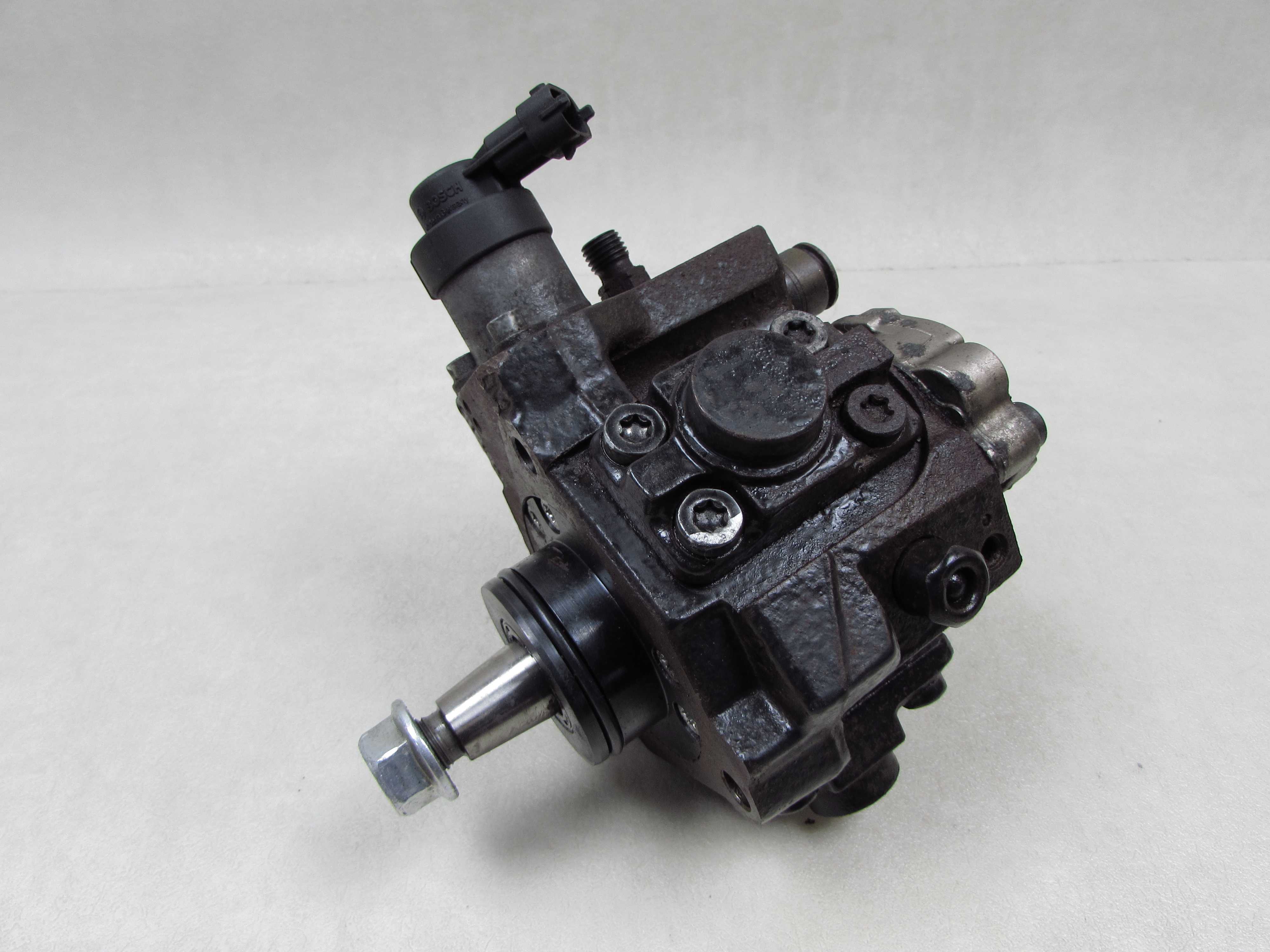 KIA HYUNDAI 1.6 CRDI POMPA WTRYSKOWA 0445010206 33100-2A420