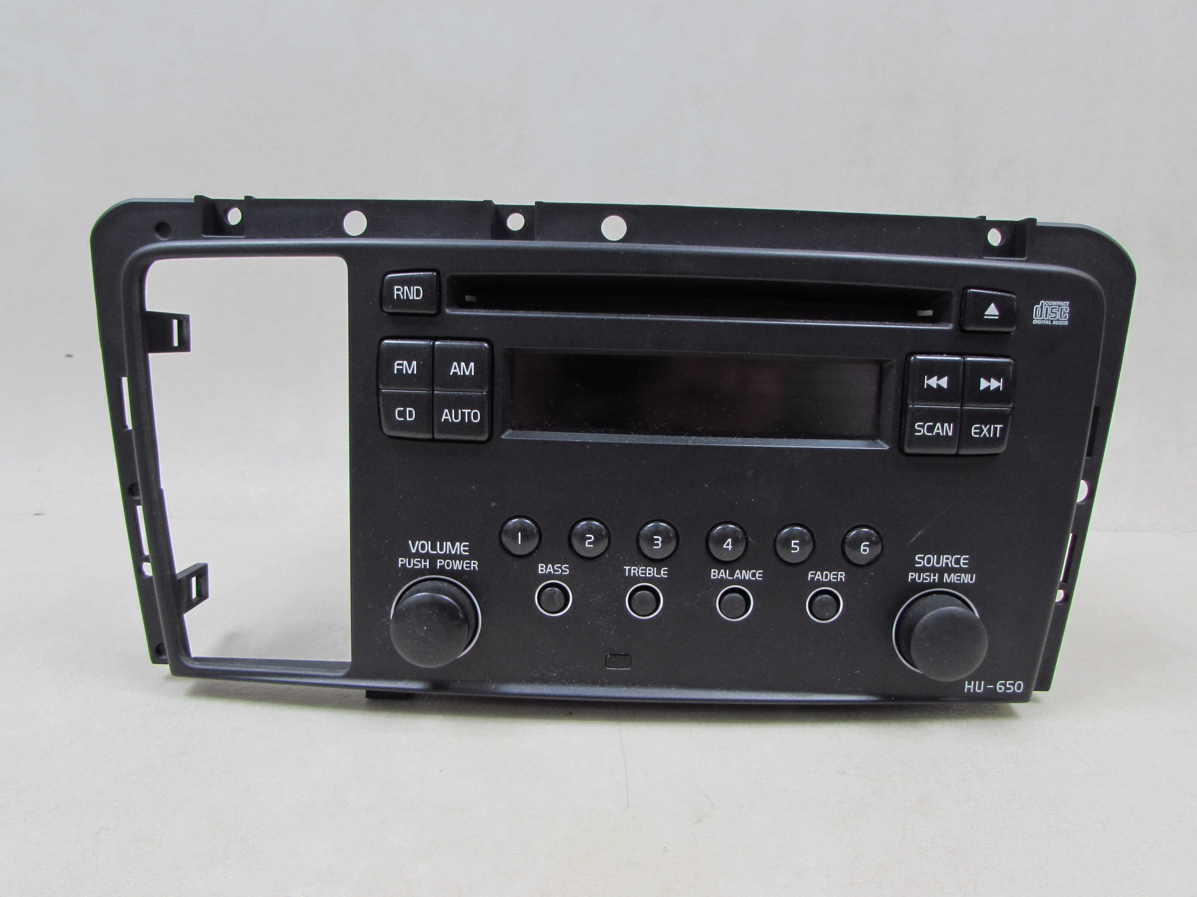 VOLVO S60 V70 XC70 LIFT RADIO CD ZMIENIARKA HU-650 RADIOODTWARZACZ 31260000-1
