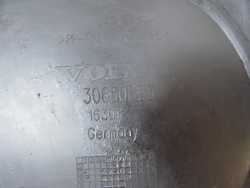 VOLVO S40 V50 C70 2.4 i OSLONA OBUDOWA ROZRZADU 30650893 04-12