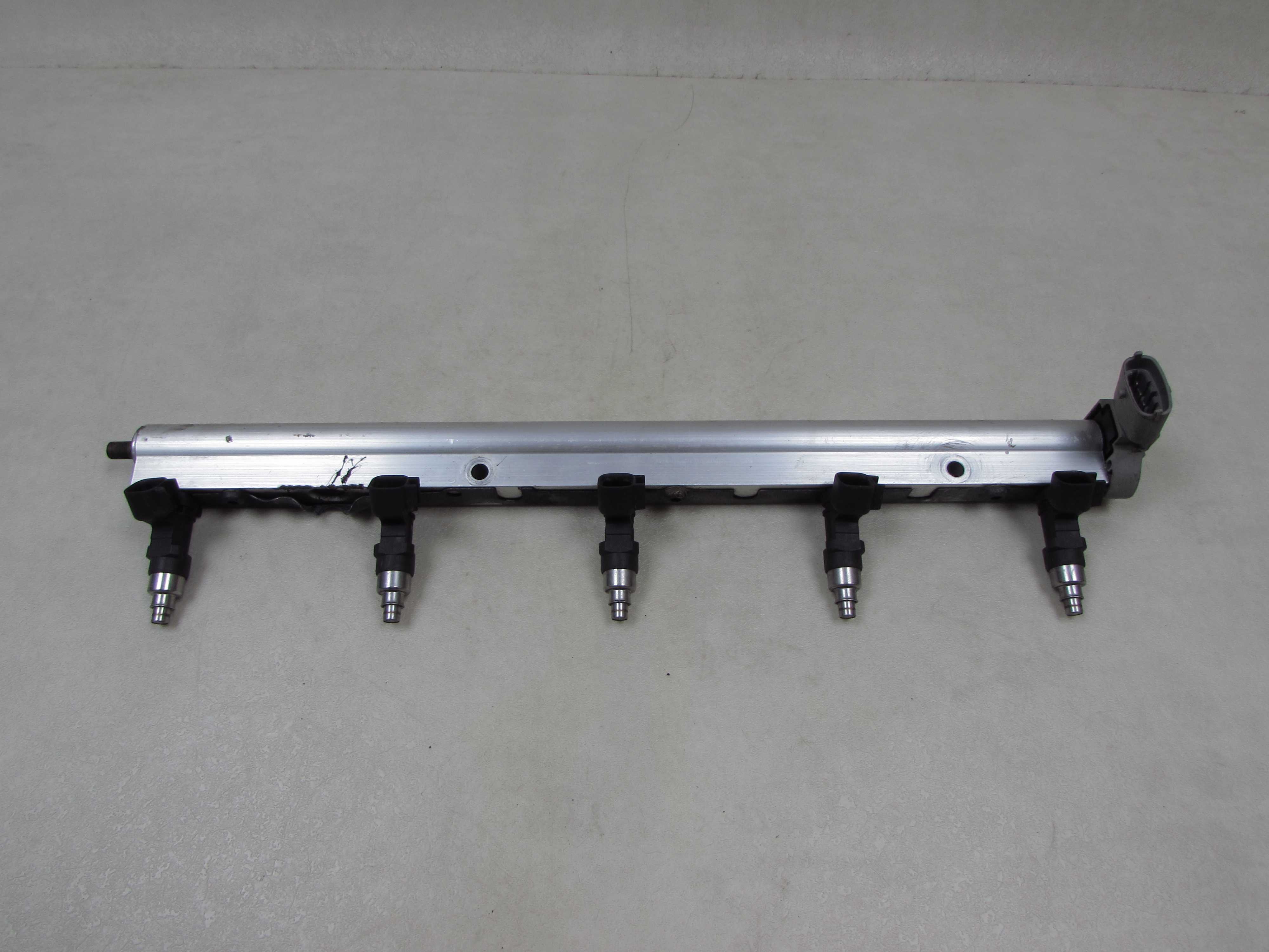 VOLVO S40 V50 C30 C70 2.5 T5 CZUJNIK REGULATOR CISNIENIA PALIWA 0261230239 31272732