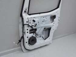 NISSAN NV200 09-21 DRZWI PRZOD PRAWE DO ZALOZENIA