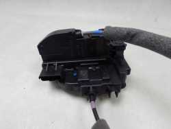 NISSAN NV200 09-21 ZAMEK DRZWI PRAWY PRZOD