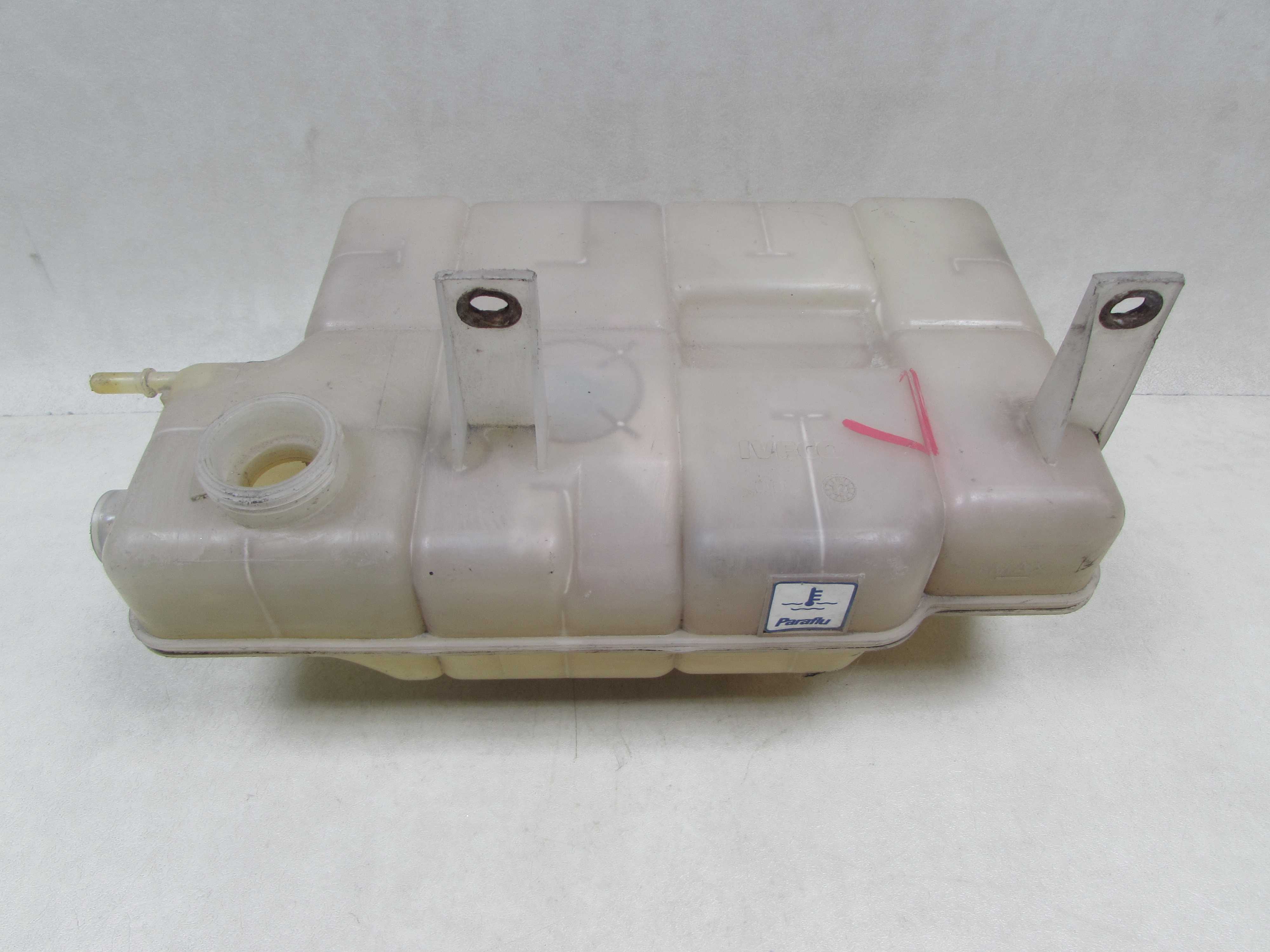 IVECO DAILY V VI LIFT 11- ZBIORNIK WYROWNAWCZY PLYNU 5801303409