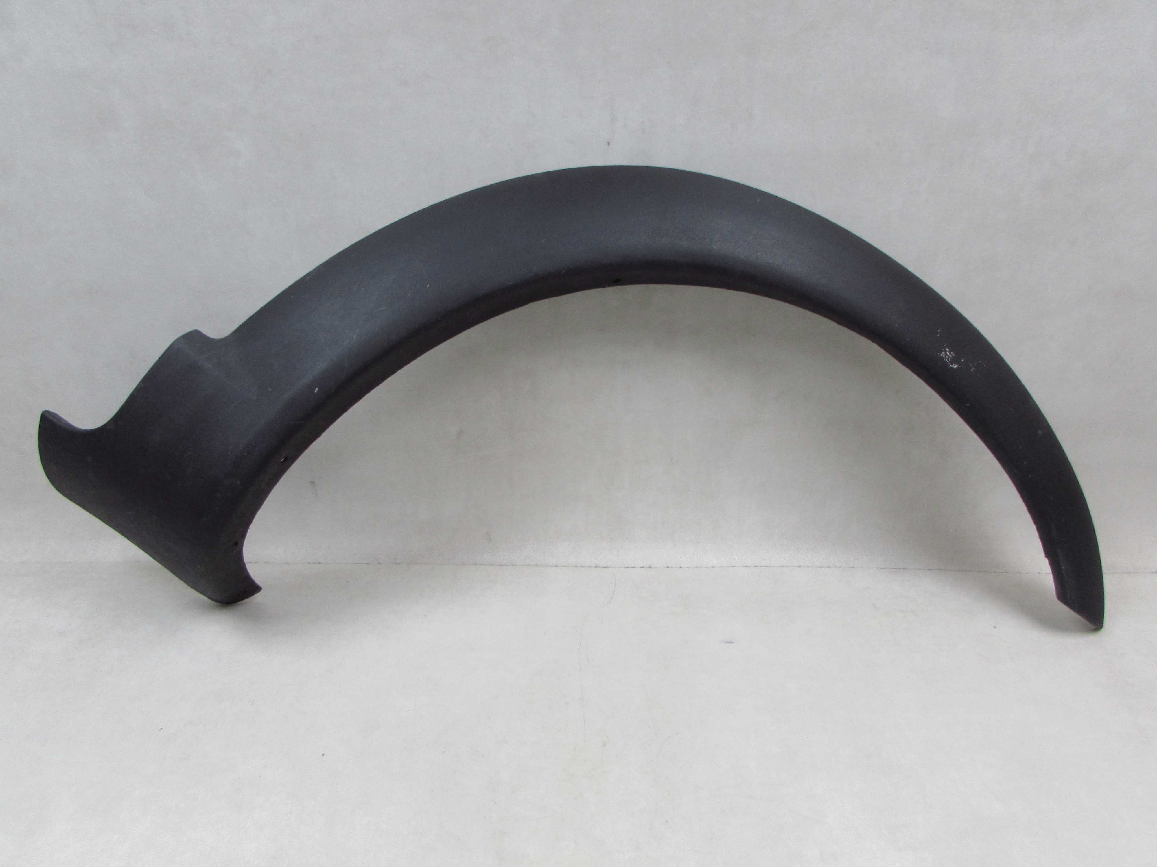 VOLVO XC70 XC LISTWA NAKLADKA BLOTNIKA PRZOD PRAWA 8620130 99-07