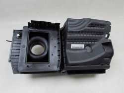 VOLVO S40 V50 C70 2.4 i OBUDOWA FILTRA POWIETRZA KOMPUTERA 30677533 04-12