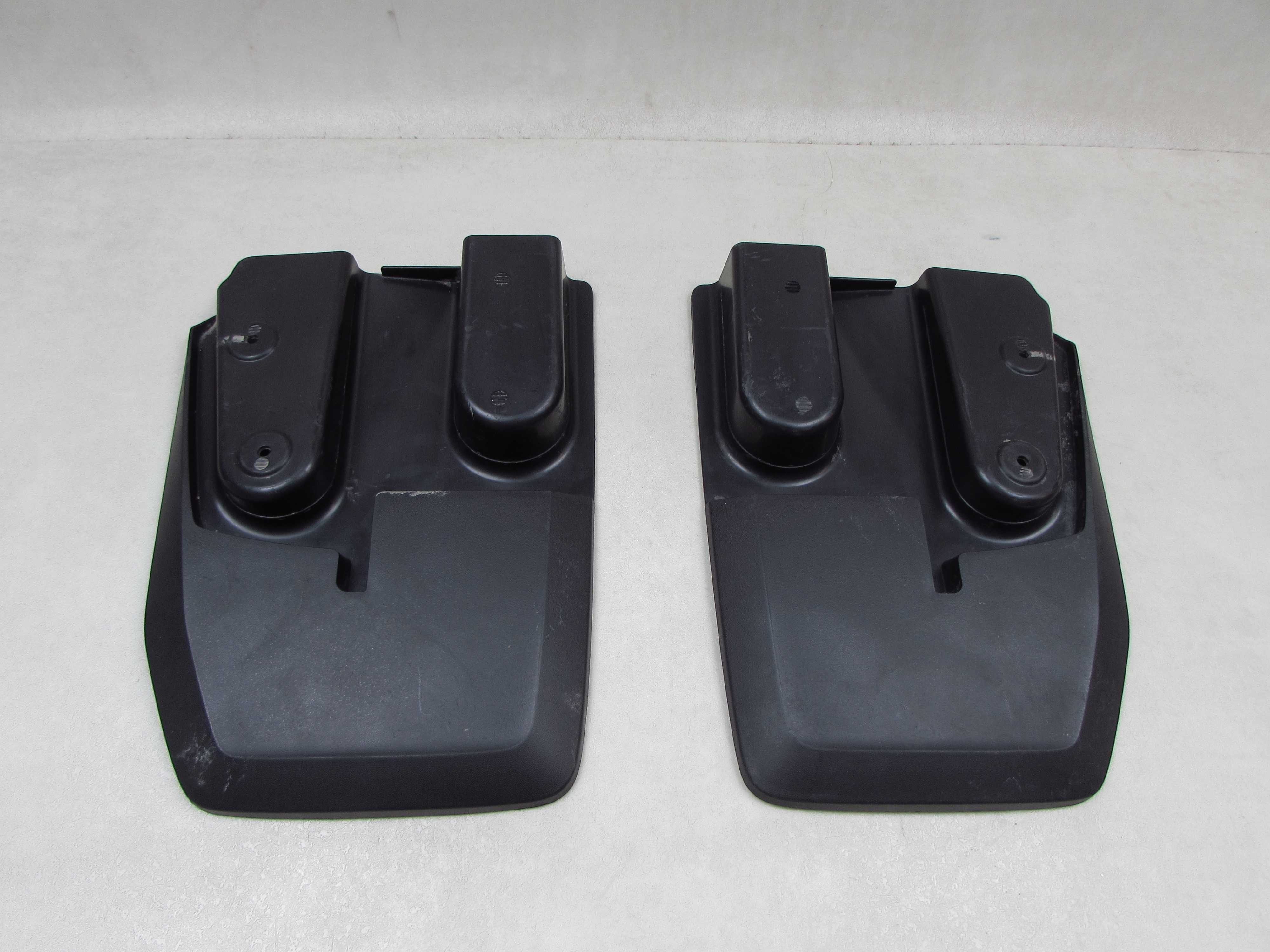 VW CRAFTER MAN TGE 17- CHLAPACZ TYL LEWY PRAWY OEM NOWE CHLAPACZE ASO 7C0821811 7C0821812