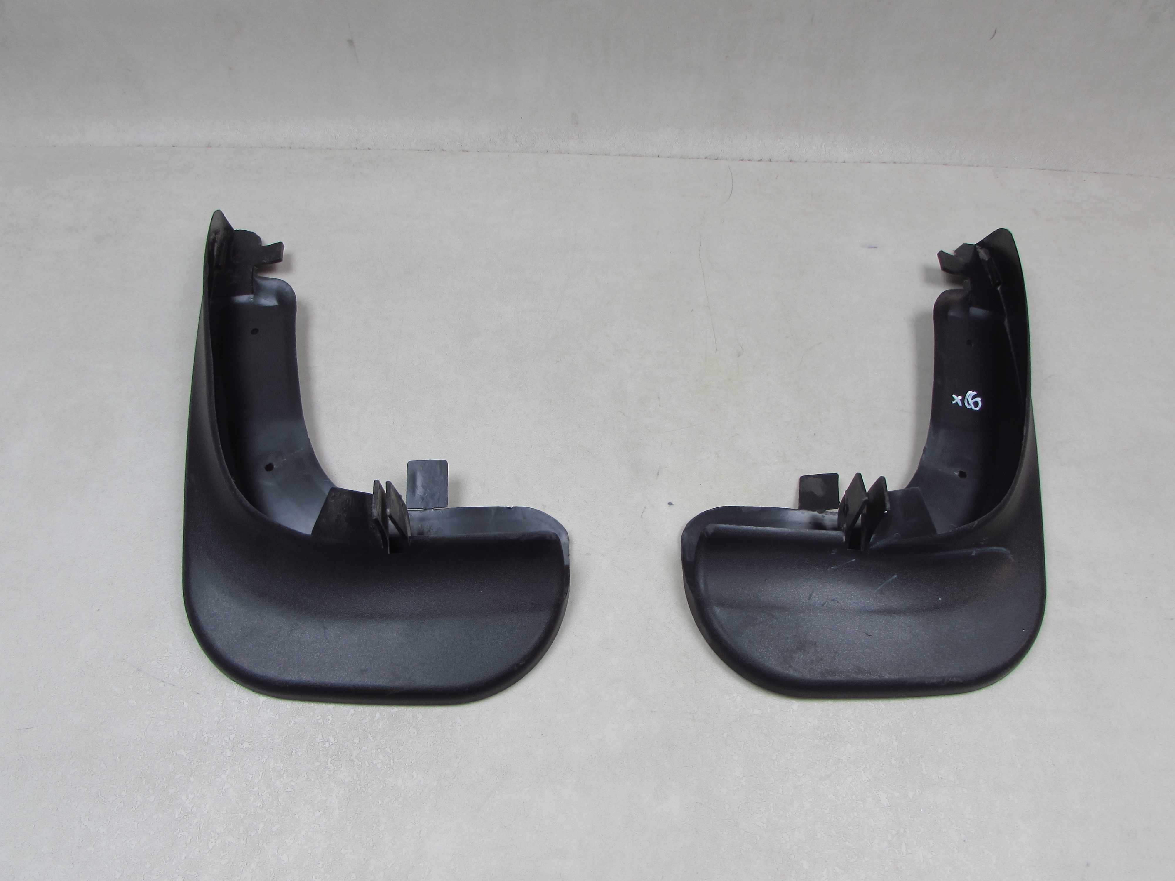 VW CADDY III 2K5 TOURAN LIFT 09-20 CHLAPACZ PRZOD LEWY PRAWY CHLAPACZE OEM ASO NOWE 1T0075111