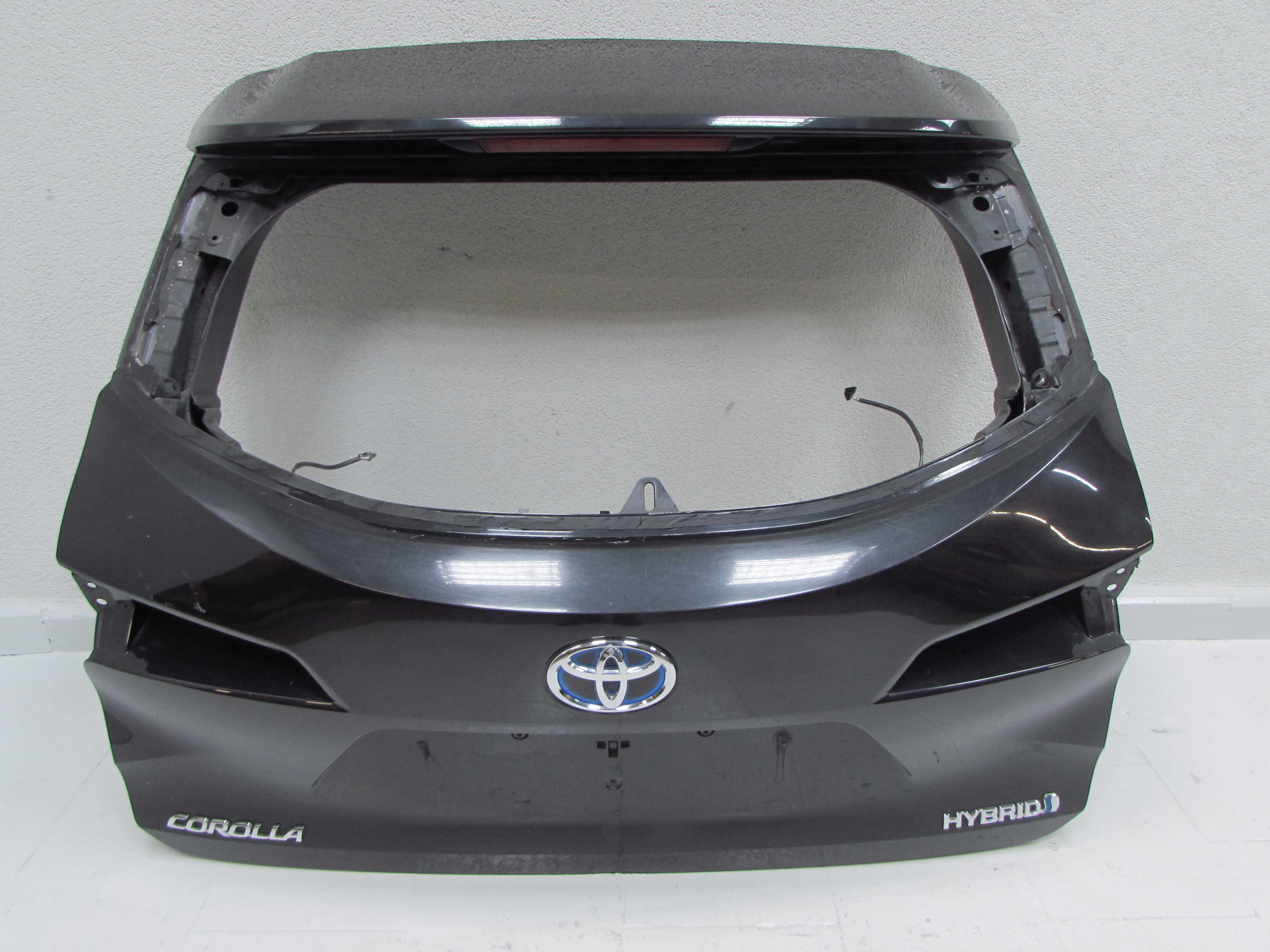 TOYOTA COROLLA E21 XII KOMBI KLAPA BAGAZNIKA TYL 209 19-23