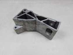 VOLVO S60 V70 S80 XC 2.4 D5 LAPA WSPORNIK SILNIKA 31262325