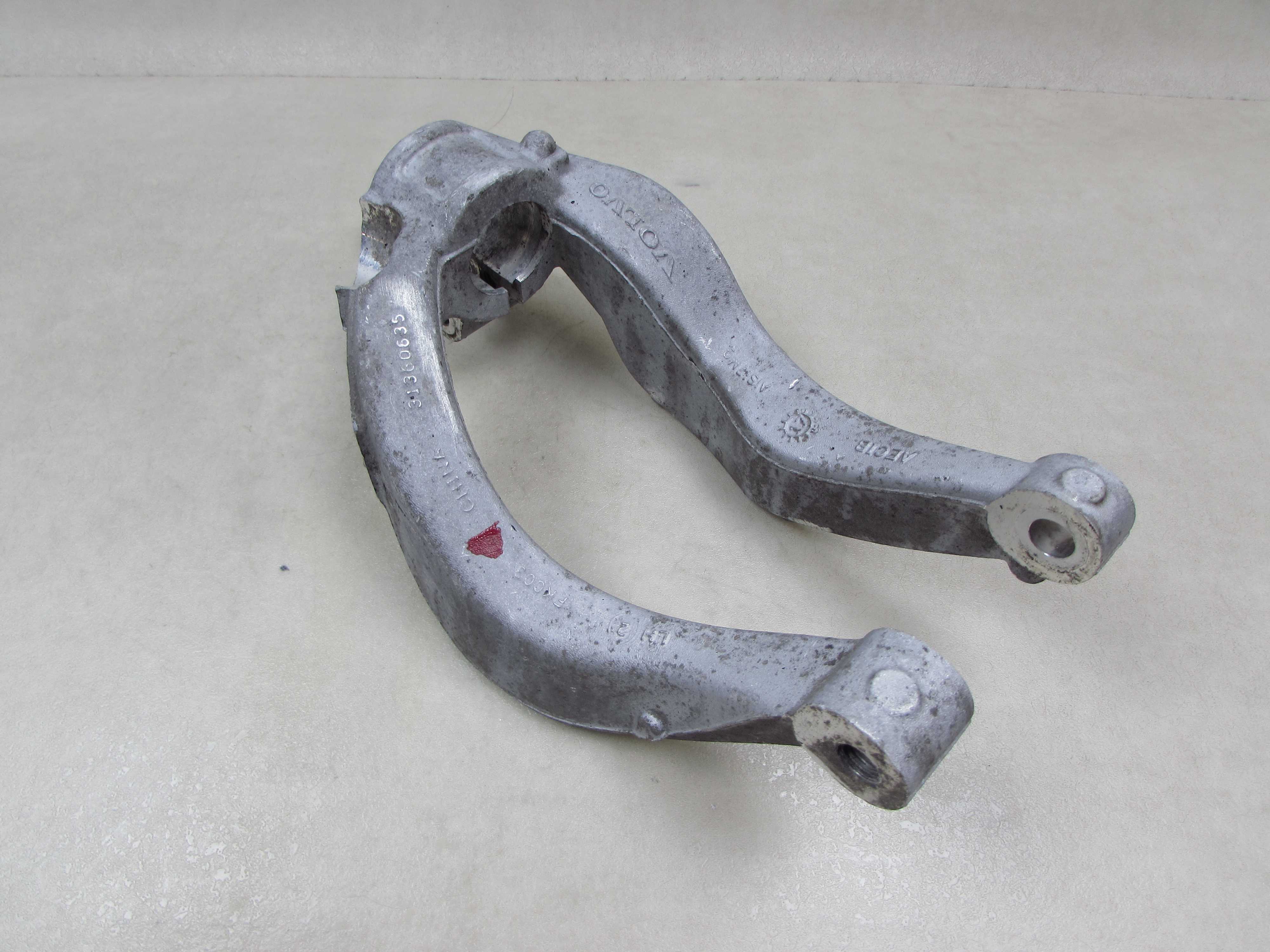 VOLVO XC90 II XC60 II V90 16- WAHACZ PRZOD LEWY DOLNY WIDELKI 31360635