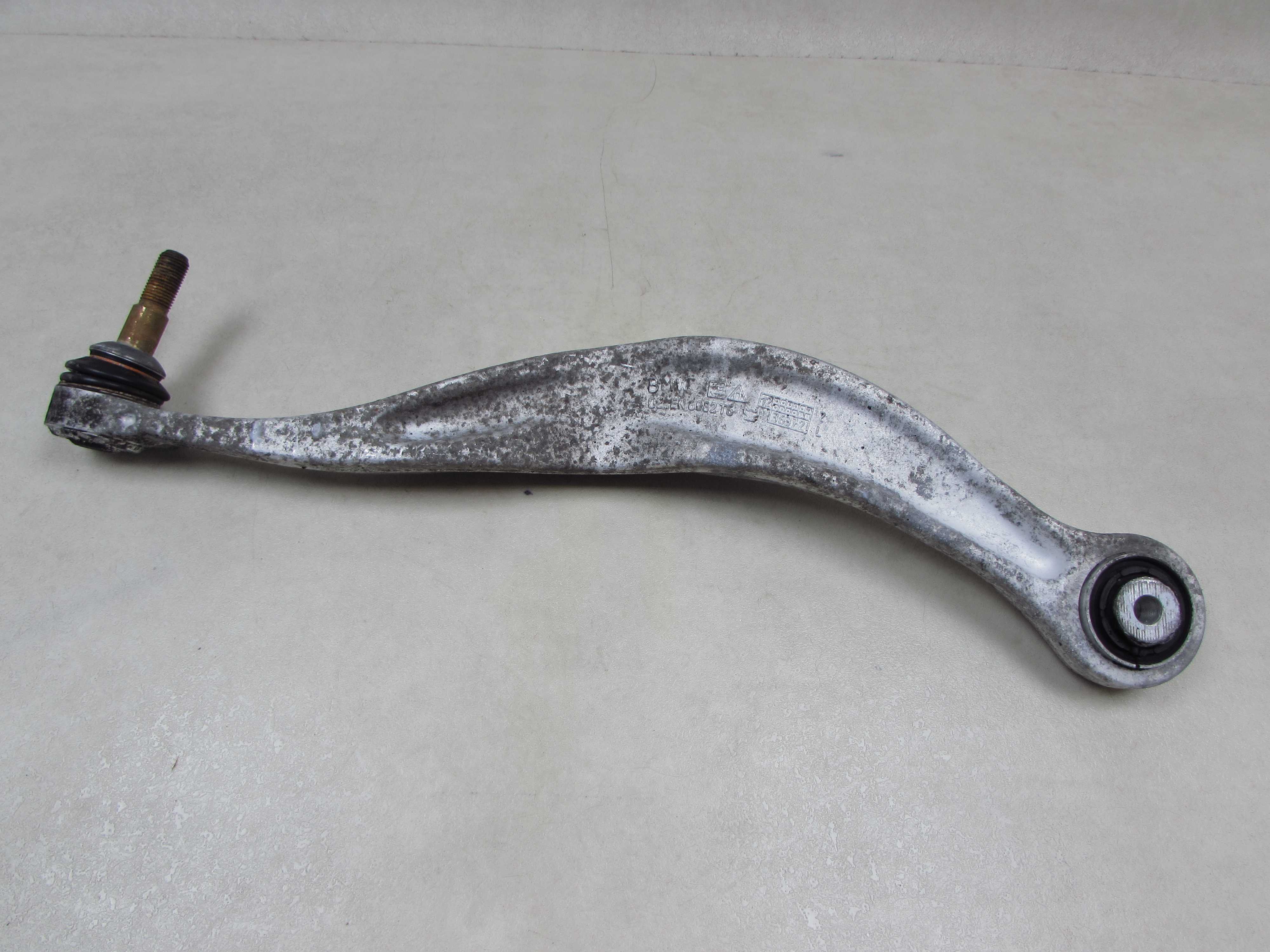 BMW 5 E60 E61 F01 F02 WAHACZ PRZOD LEWY DOLNY 6092T6 04-12