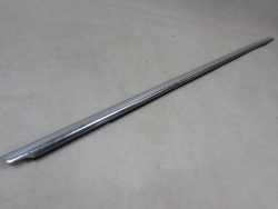 VW PASSAT B7 LISTWA ZGARNIAJACA DRZWI CHROM LEWY PRZOD 3AA837476A 10-15