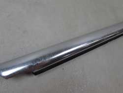 VW PASSAT B7 LISTWA ZGARNIAJACA DRZWI CHROM LEWY PRZOD 3AA837476A 10-15
