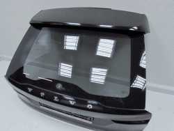 VOLVO V90 16- KLAPA BAGAZNIKA TYL 717 BLACK ONYX
