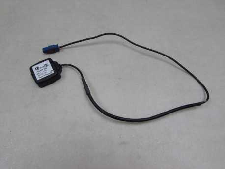 VW TRANSPORTER T5 T6 ANTENA GPS MODUL 7E0035540 08-19