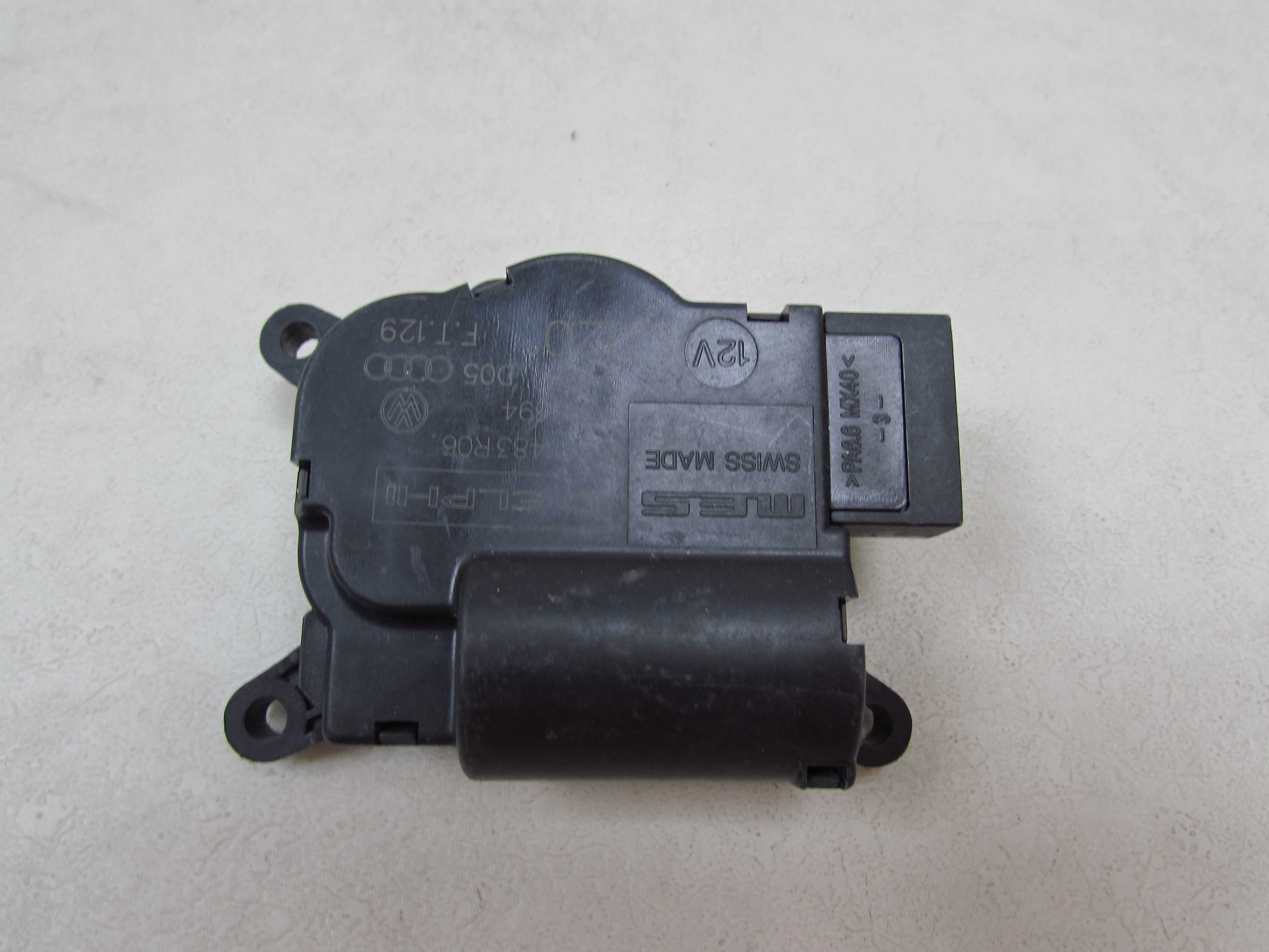 VW TOUAREG T5 AUDI Q7 SILNICZEK NAGRZEWNICY 3093694 52411483R06