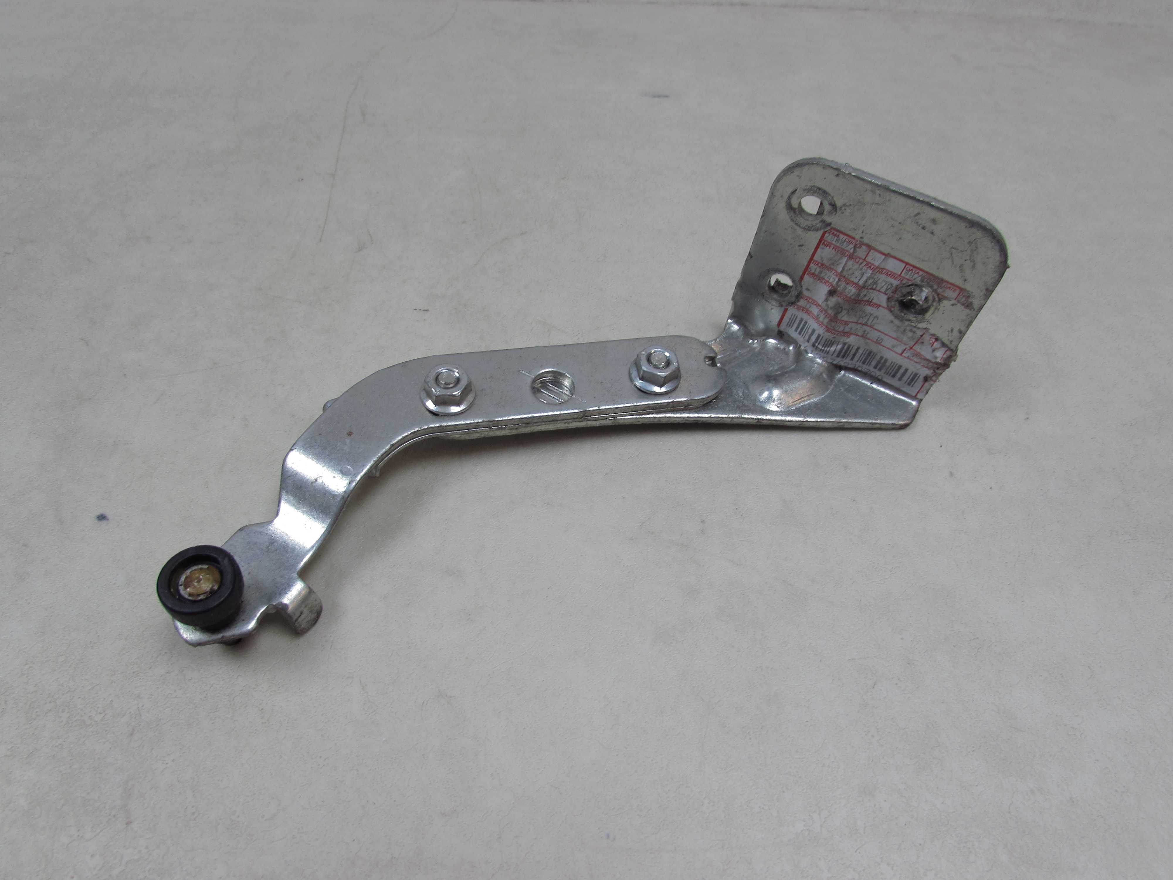 FIAT DUCATO BOXER JUMPER 14-20 ROLKA WOZEK DRZWI PRZESUWNYCH BOCZNYCH PRAWYCH 1376702080