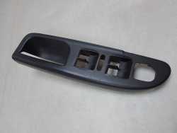 VW PASSAT B6 RAMKA OSLONA RACZKA UCHWYT DRZWI LEWY 3C1867171B