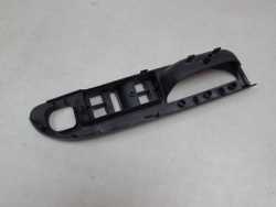 VW PASSAT B6 RAMKA OSLONA RACZKA UCHWYT DRZWI LEWY 3C1867171B