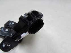 TOYOTA YARIS IV 20-24 ZAMEK KLAPY BAGAZNIKA TYL 3 PIN