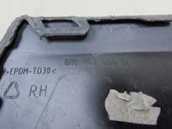 VW POLO V 6R 09-17 KRATKA ATRAPA ZASLEPKA HALOGENU ZDERZAKA PRAWA 6R0853666D