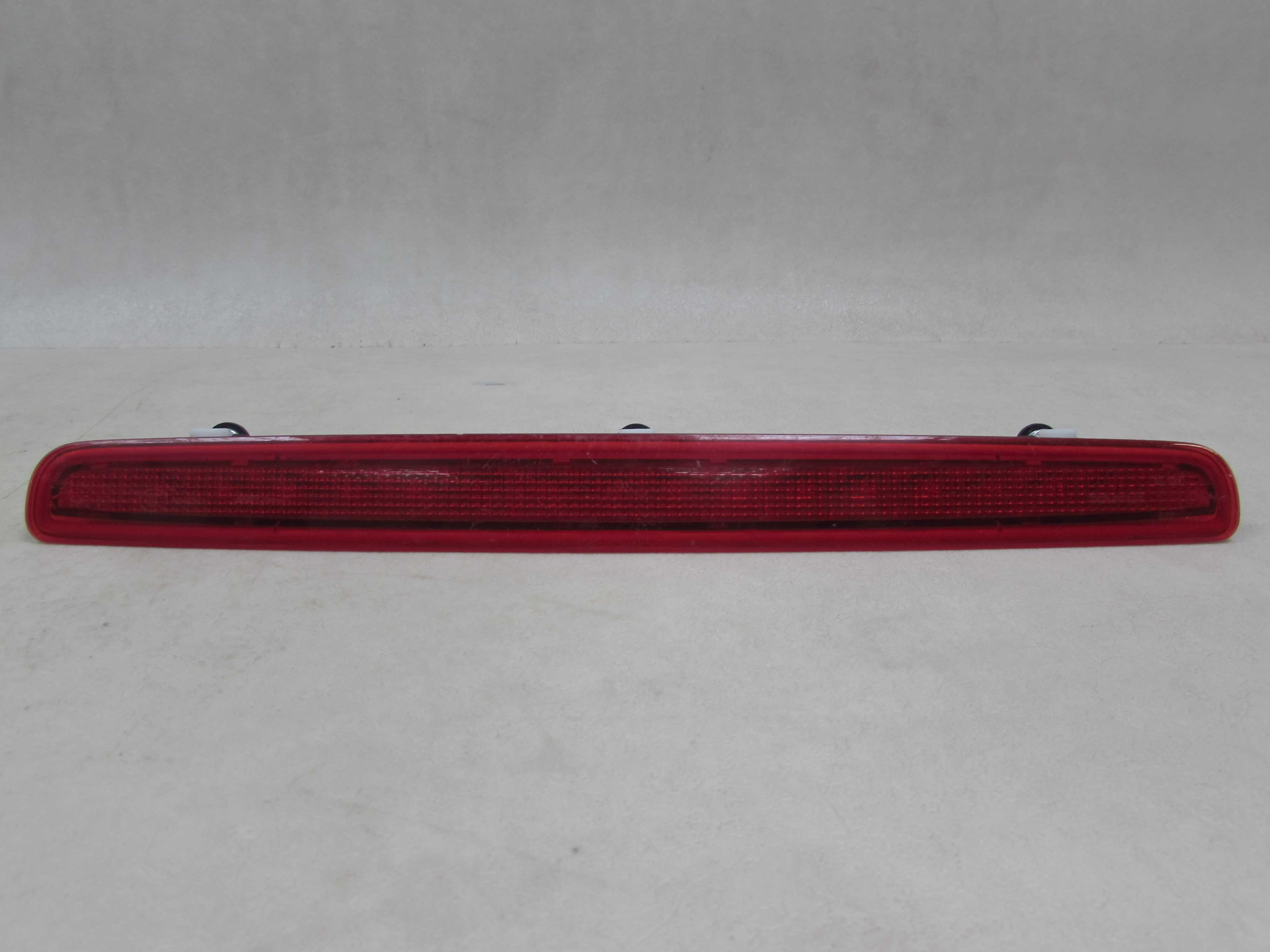VW TRANSPORTER T5 03-15 LAMPA SWIATLO STOP 7E0945097G