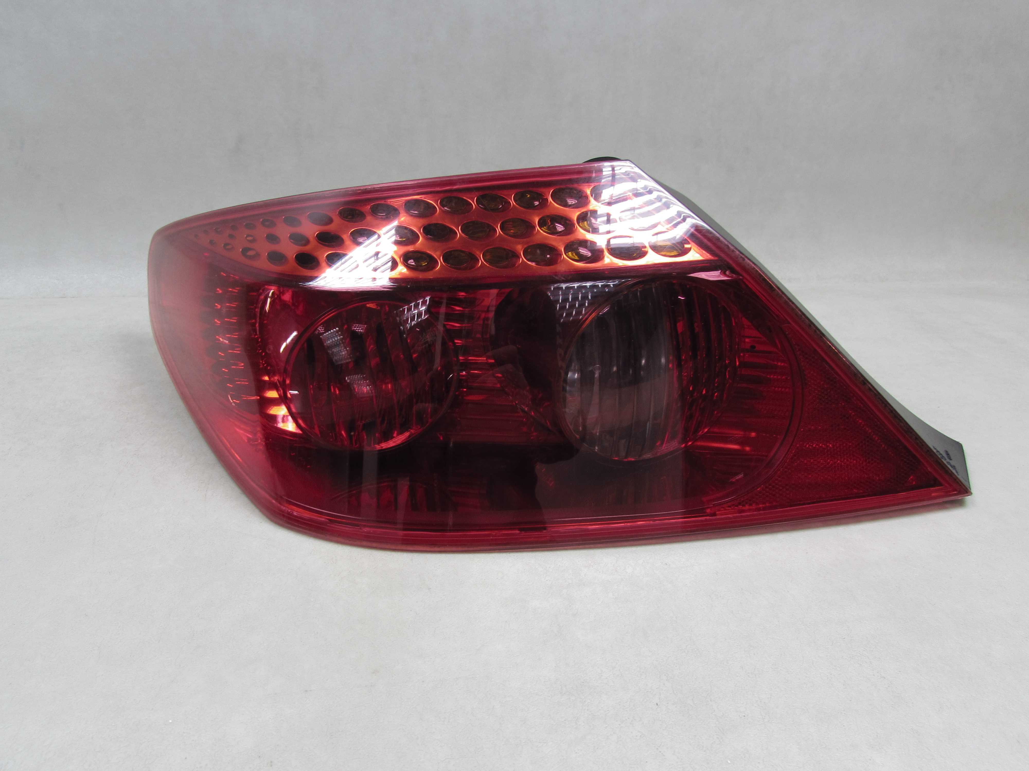 PEUGEOT 407 COUPE LAMPA TYL LEWA TYLNA 9648537680 04-11
