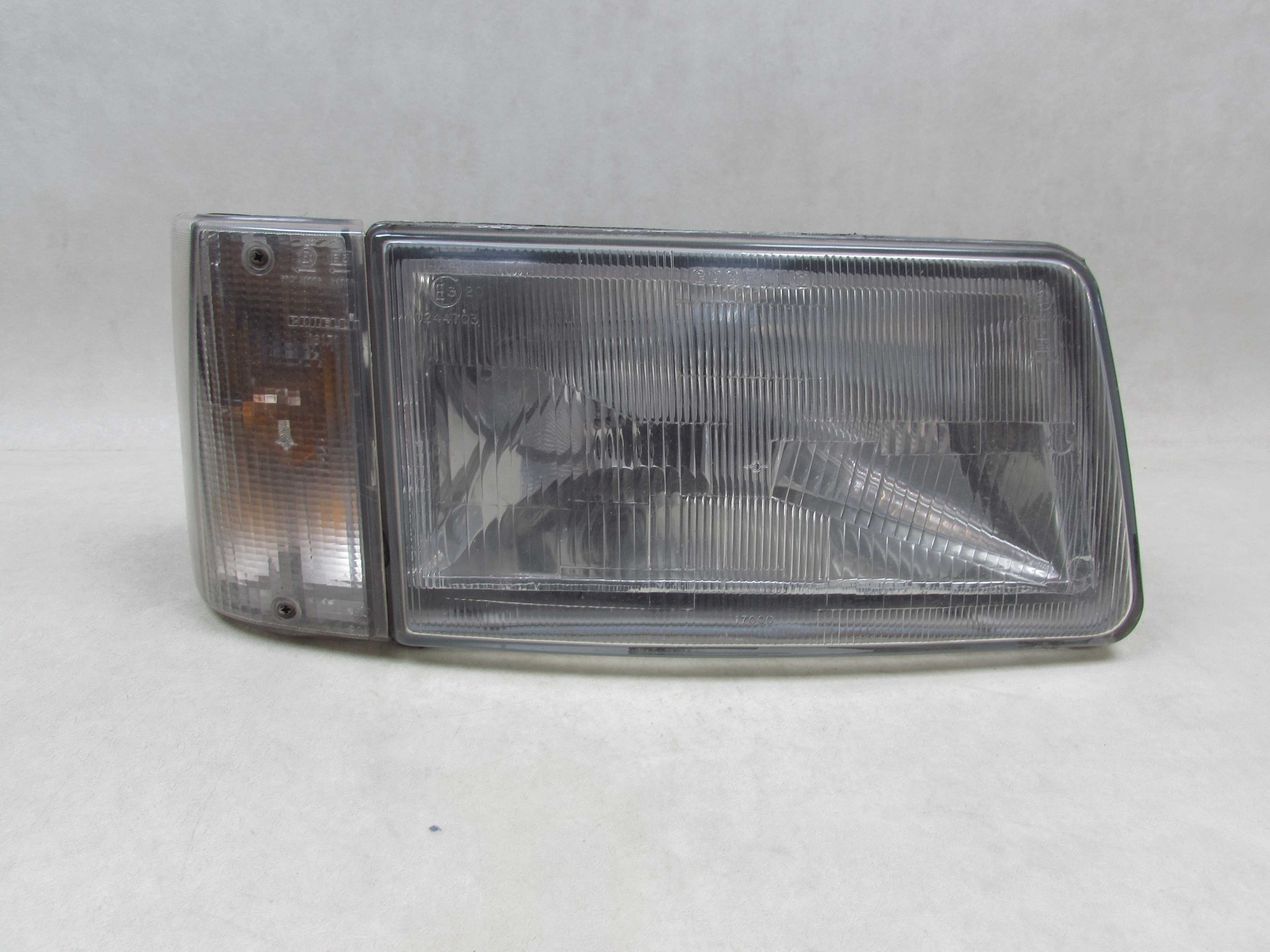 IVECO DAILY II TURBODAILY 91-00 LAMPA PRZOD PRAWA REFLEKTOR EU KIERUNKOWSKAZ