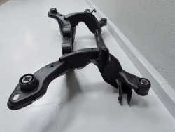 VOLVO S60 V70 XC70 2.4 D5 WOZEK SANKI KOLYSKA ZAWIESZENIA PRZOD 00-10