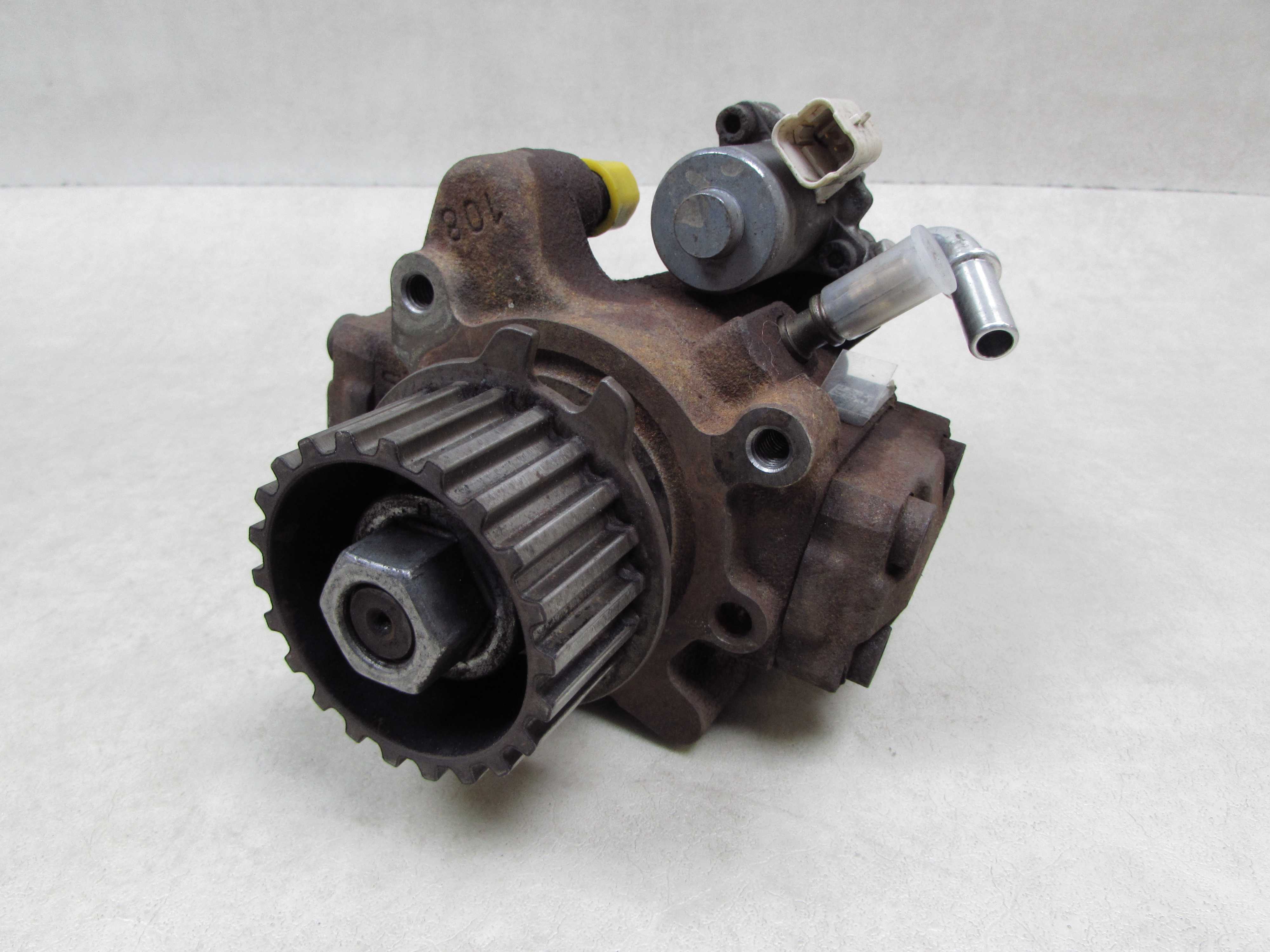 PEUGEOT FORD VOLVO 1.6 E-HDI TDCI POMPA WTRYSKOWA 5WS40893 9672605580