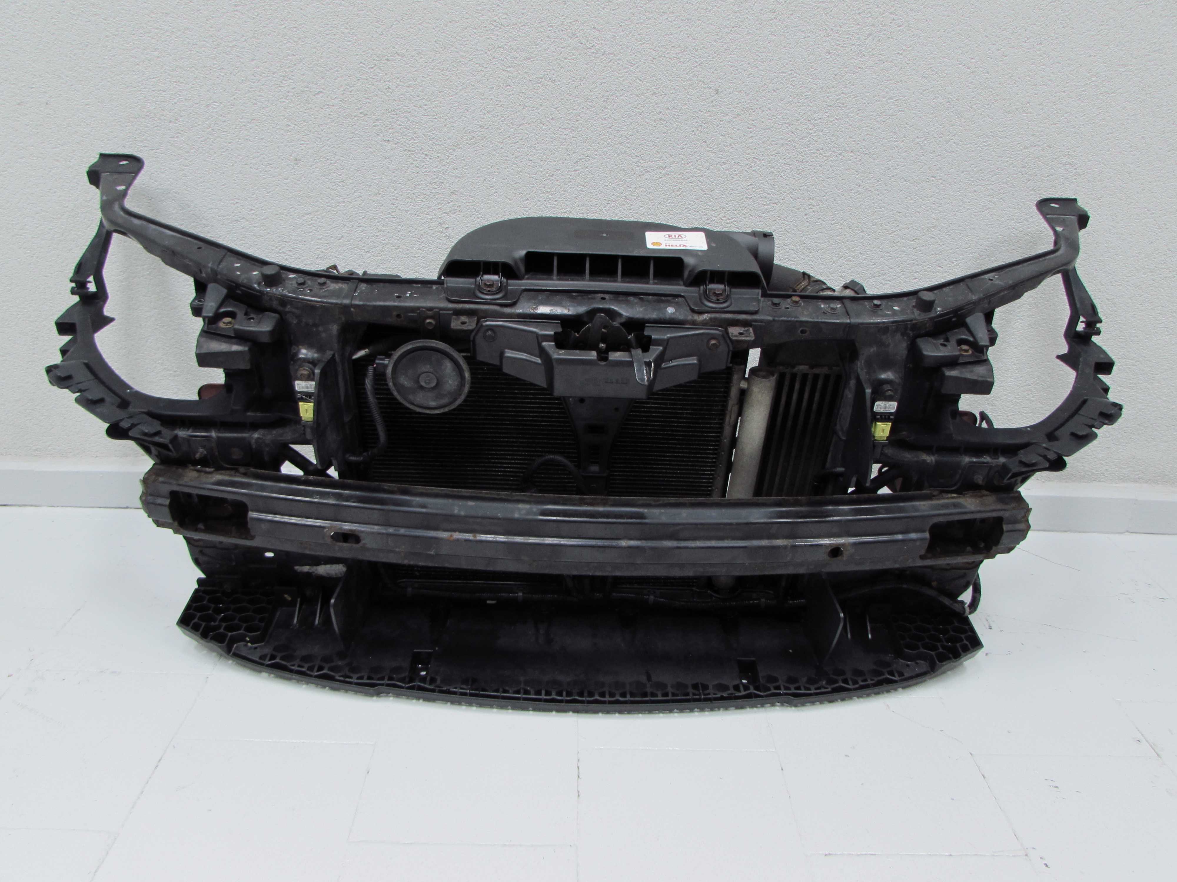 KIA CEED LIFT 1.6 2.0 CRDI WZMOCNIENIE PAS PRZEDNI CHLODNICE