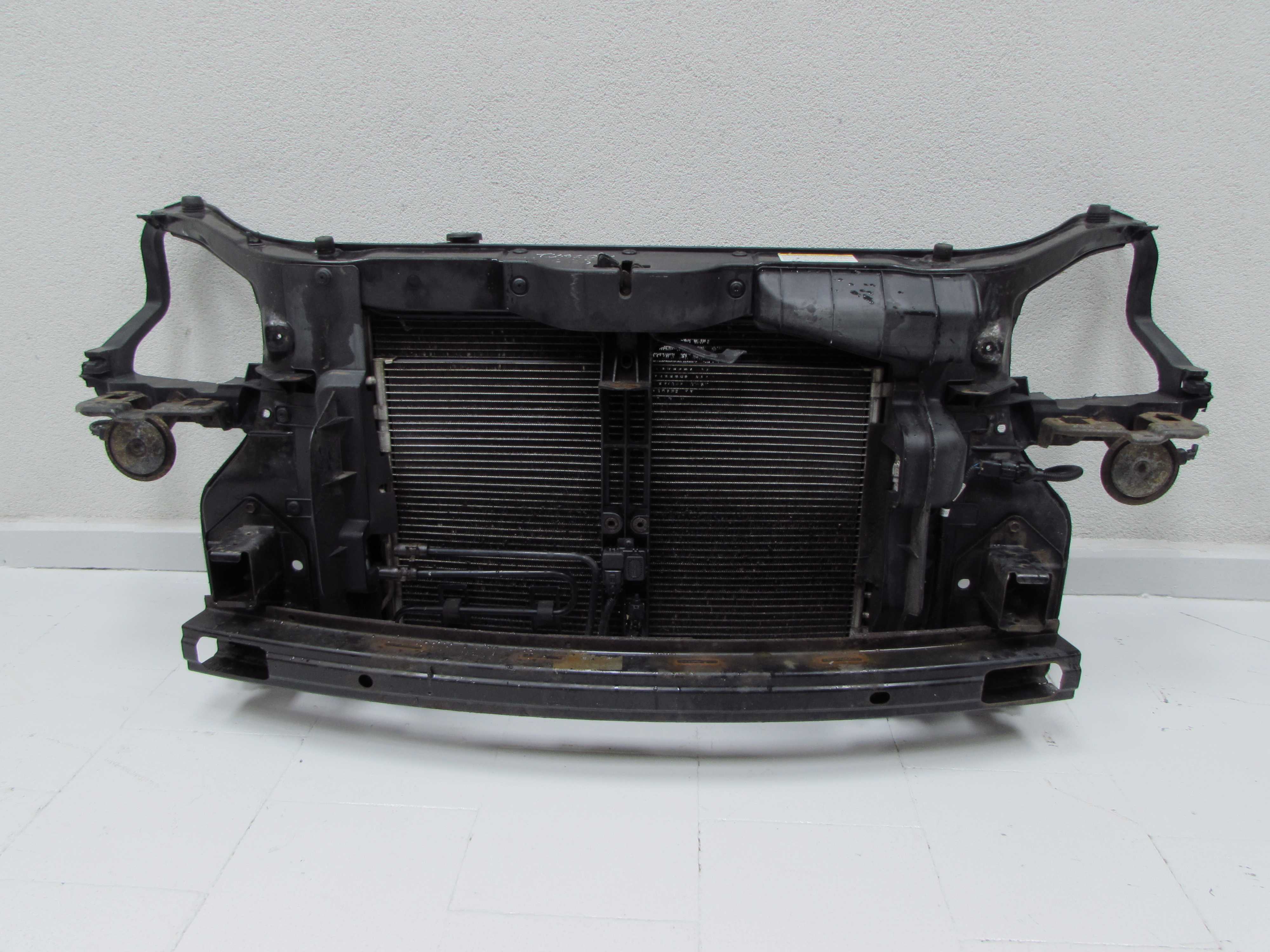HYUNDAI TUCSON 04-09 2.0 16V WZMOCNIENIE PAS PRZEDNI CHLODNICE BELKA