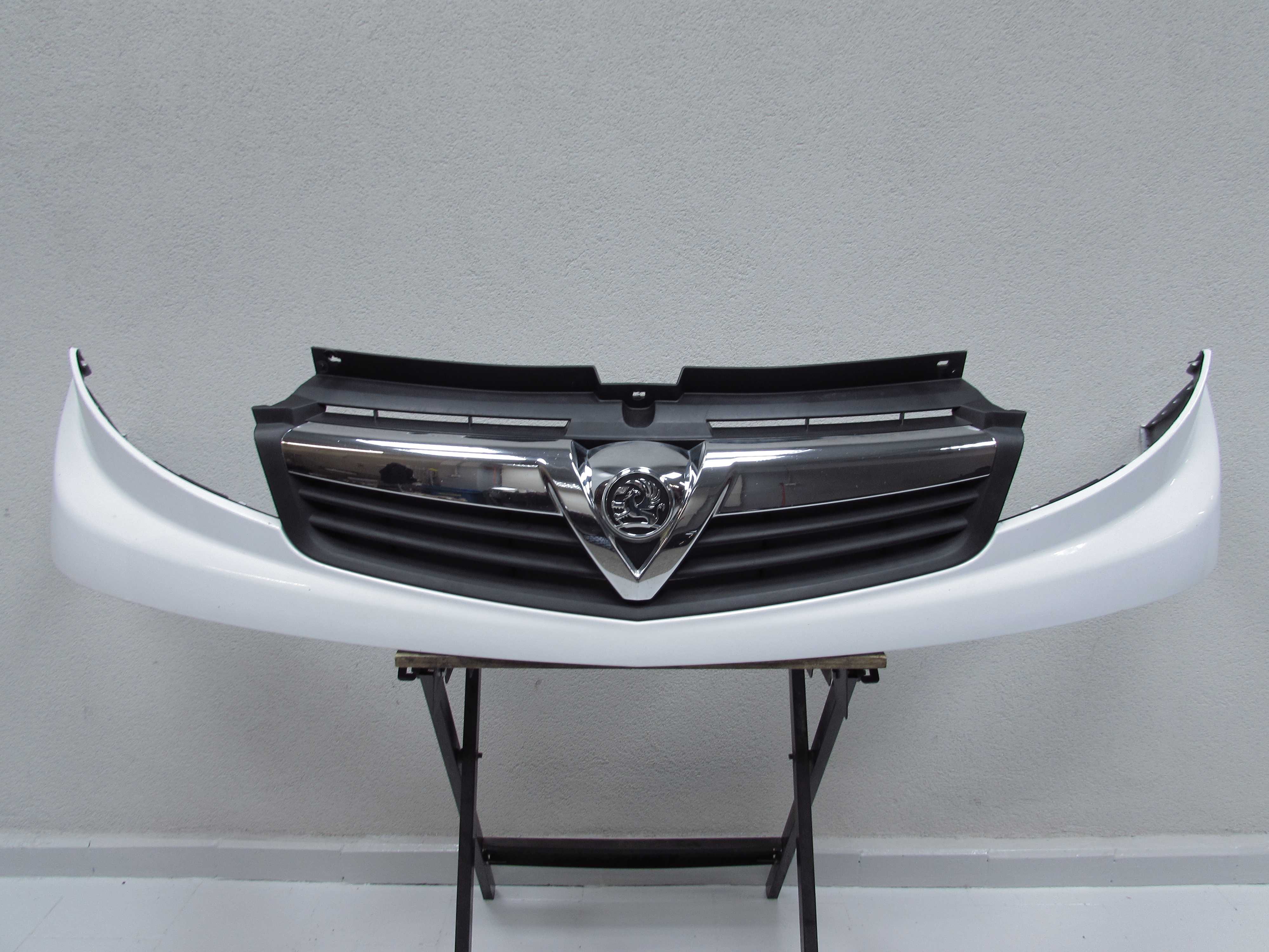 OPEL VIVARO LIFT GRILL ATRAPA 474 06-14