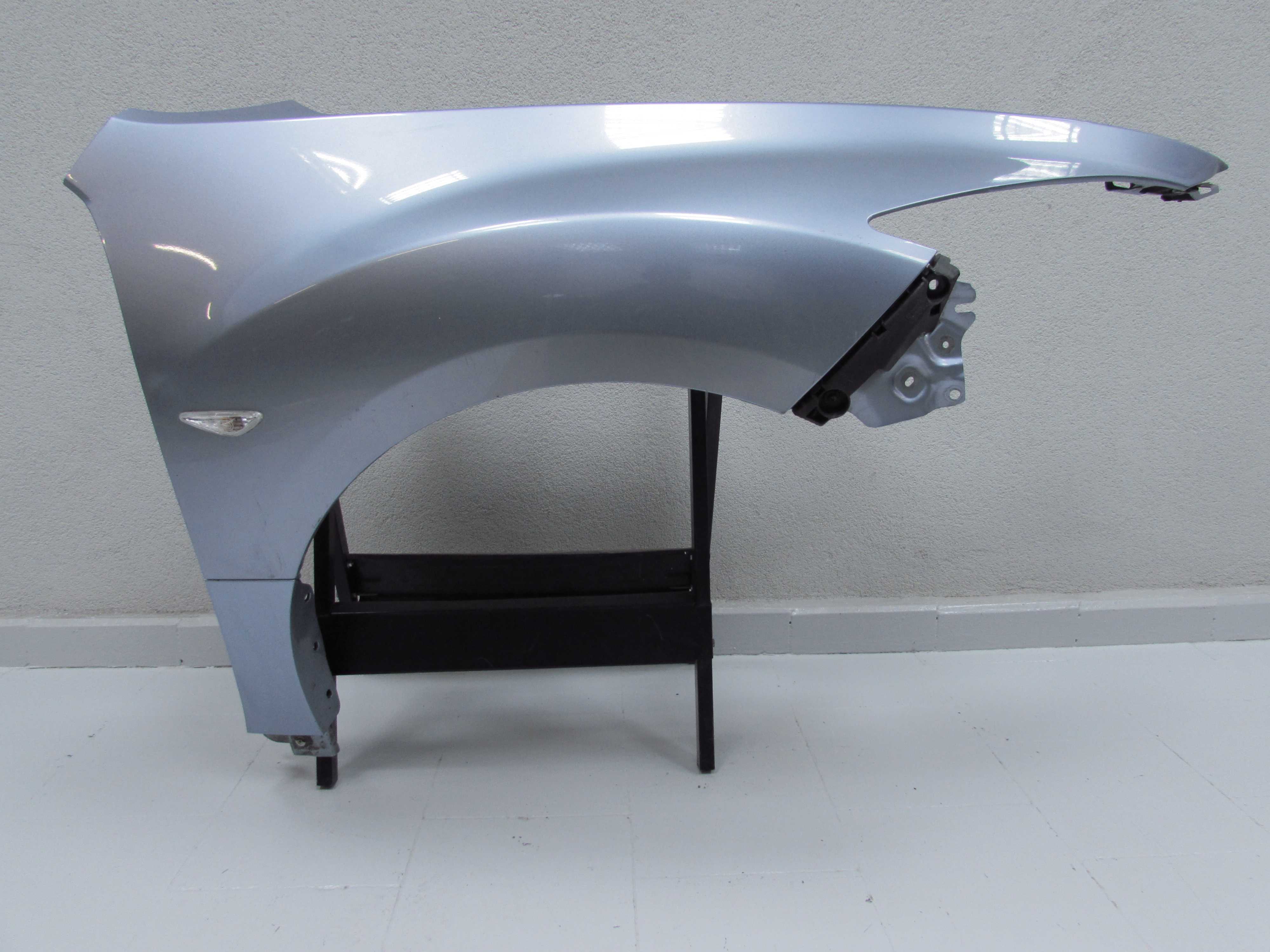 MAZDA 6 GH BLOTNIK PRAWY PRZOD 08-12