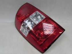 KIA CARNIVAL II LAMPA TYL TYLNA LEWA 05-10