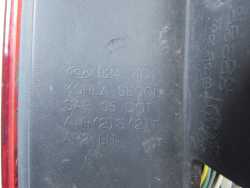 KIA CARNIVAL II LAMPA TYL TYLNA LEWA 05-10