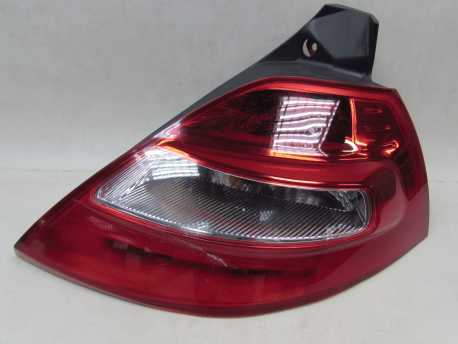 RENAULT MEGANE II LIFT LAMPA TYL PRAWA 8200413216 06-09 !! OKAZJA !!