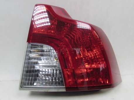 VOLVO S40 II LIFT 07-12 LAMPA TYL PRAWA 31214607 EU