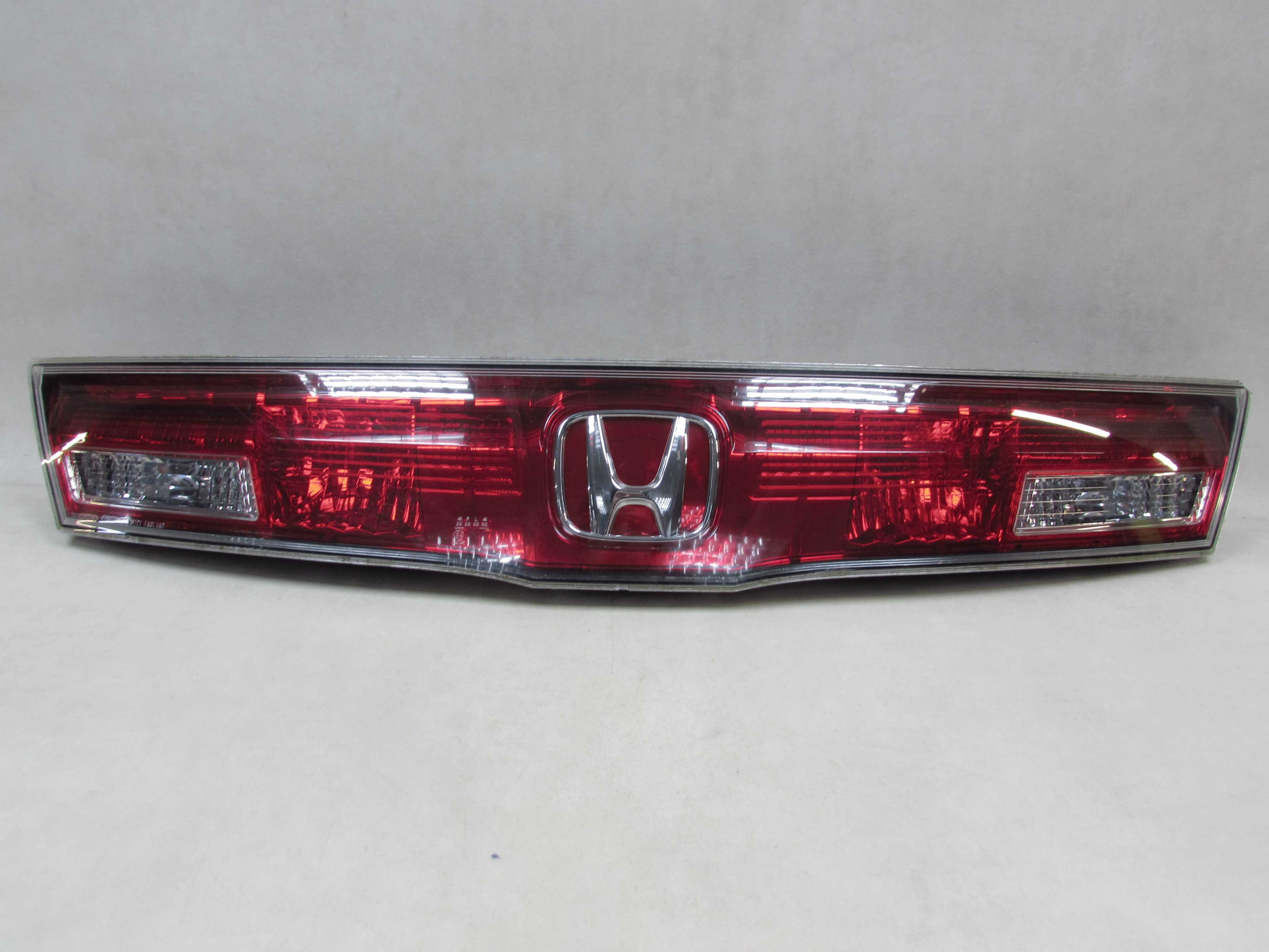 HONDA CIVIC VIII UFO BLENDA LAMPA KLAPY TYL 13216721 06-11