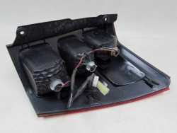 SUZUKI GRAND VITARA II 05-12 LAMPA TYL LEWA 5D UK 220-59079