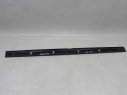 VOLVO S40 V50 R-DESIGN LISTWA DOLNA DRZWI PRZOD PRAWA 08694731 452-46 04-12