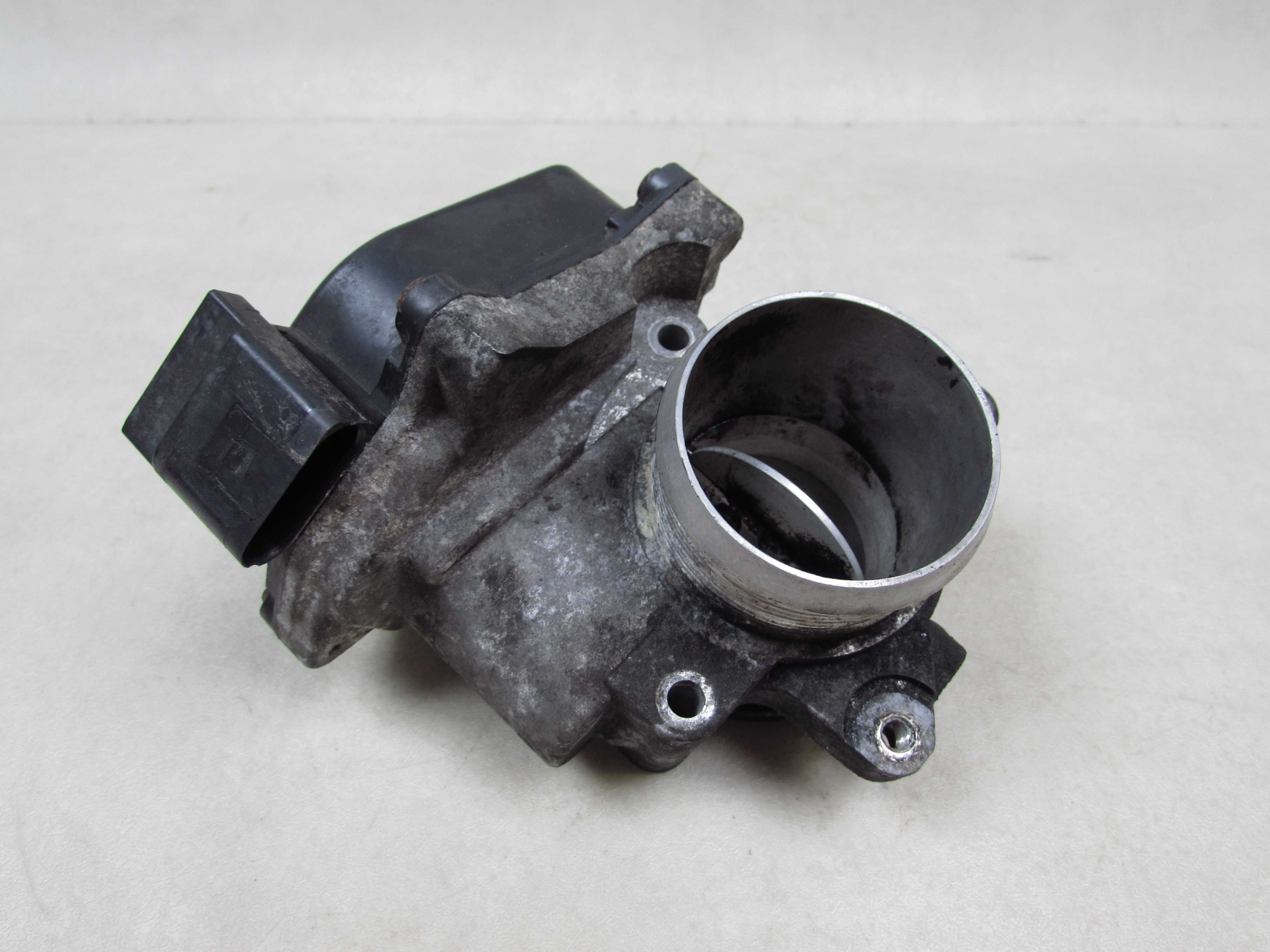 VW AUDI SEAT SKODA 1.6 TDI PRZEPUSTNICA 03L128063Q 03-15